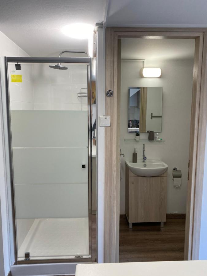 Modern City Center Appartment Saripolou Limassol Bagian luar foto